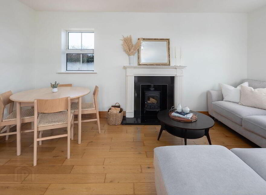 Ballymartle, Riverstick, P43R667