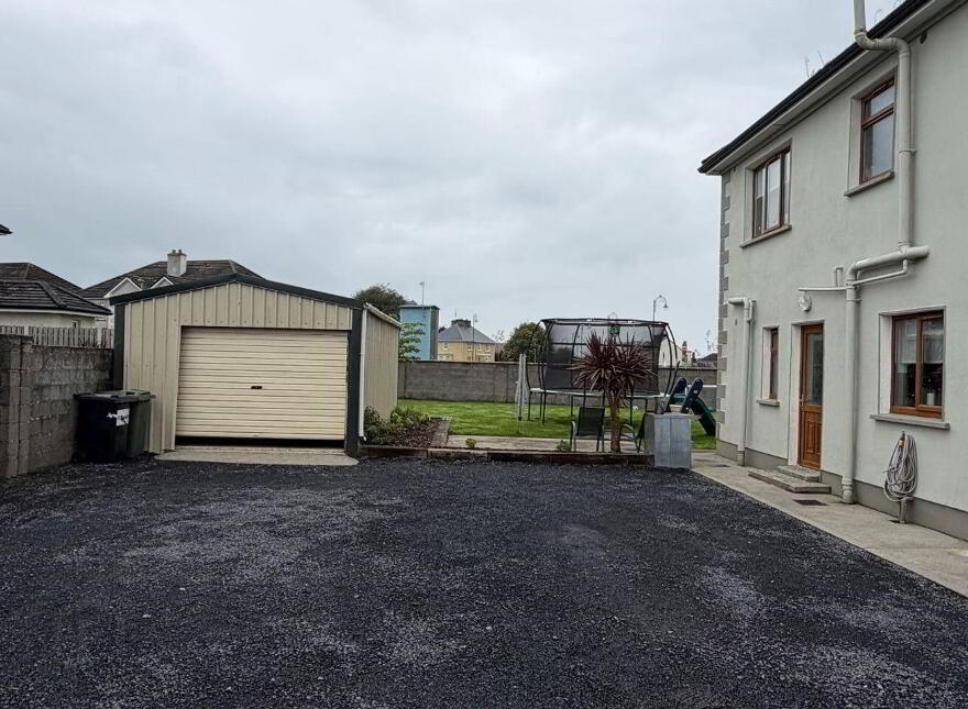 5 Findale, Williamstown, Dunmore, F45VY80