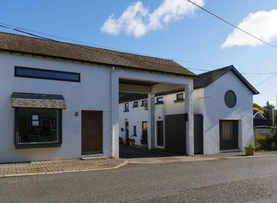 The Coach House, Newcastle Village, Newcastle, A63TY00