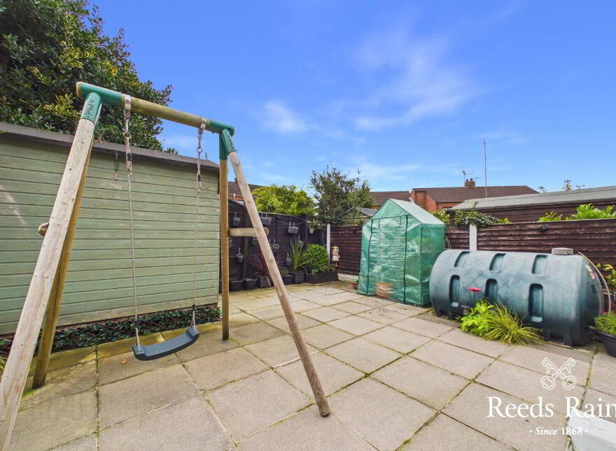 38 Edgewater, Lisburn, BT27 5PZ