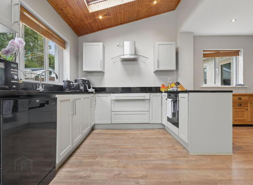 31 The Maples ( Plus LARGE KITCHEN EXTENSION), Bettystown, A92Y0X6