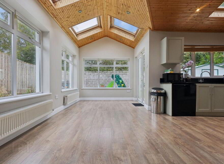 31 The Maples ( Plus LARGE KITCHEN EXTENSION), Bettystown, A92Y0X6