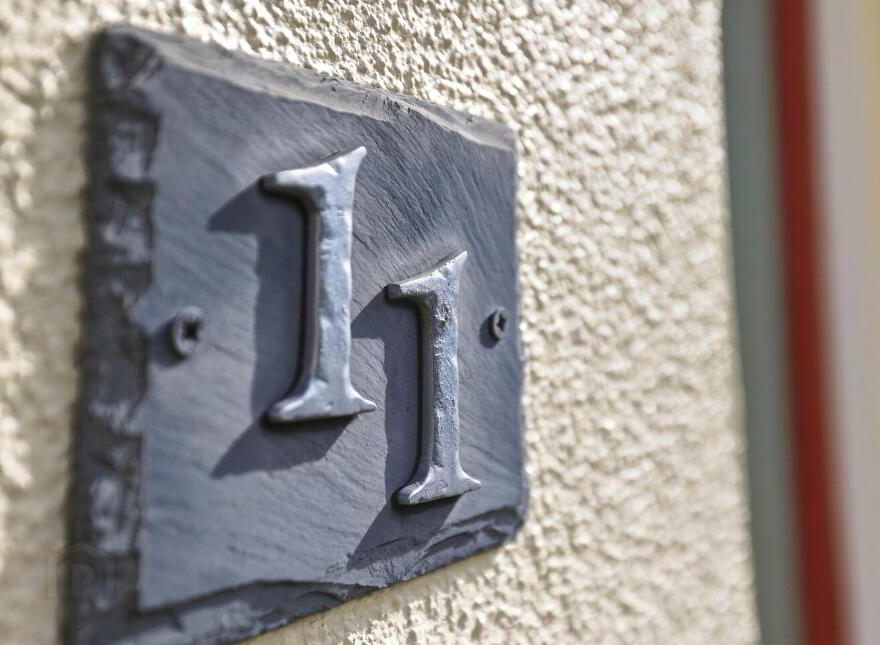 11 Sweetbriar, Thomas Street, Clonmel, E91F2D6