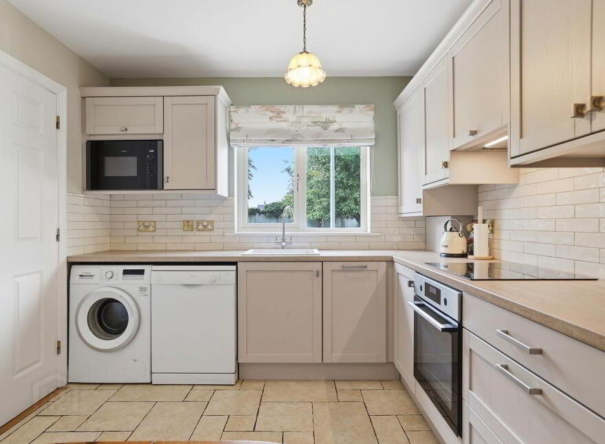 11 Sweetbriar, Thomas Street, Clonmel, E91F2D6
