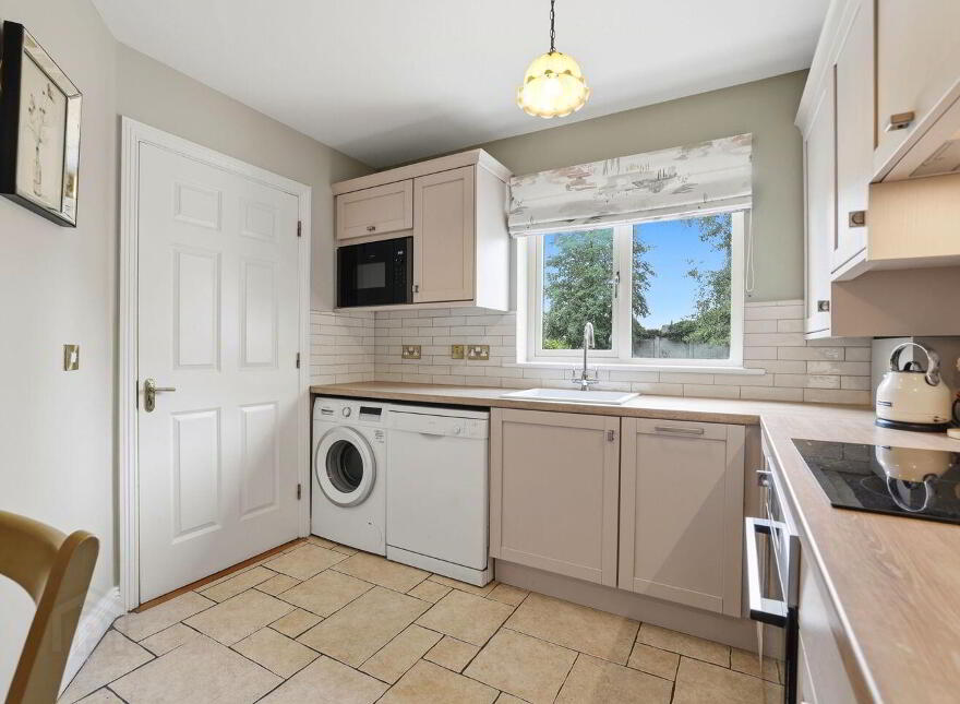 11 Sweetbriar, Thomas Street, Clonmel, E91F2D6