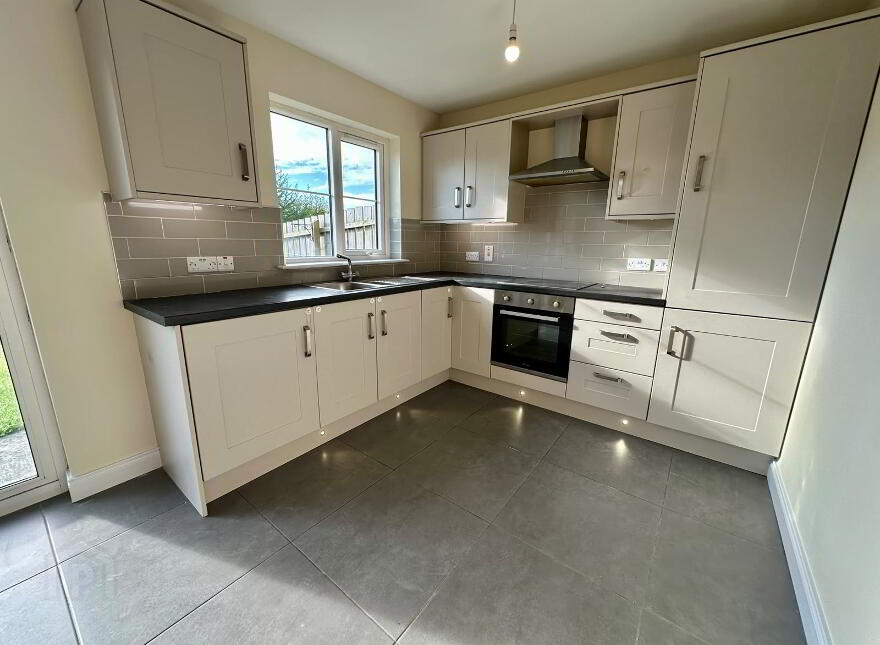 14 Ballyveigh Brae, Antrim, BT41 2GW