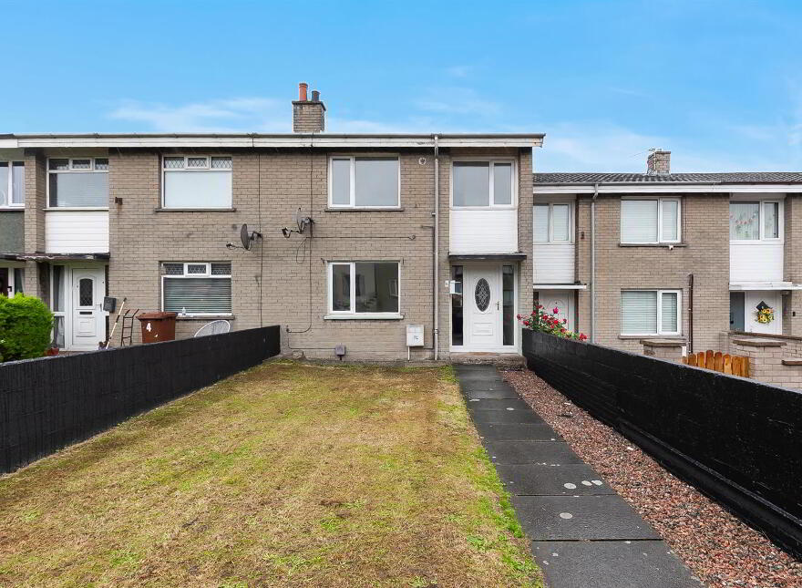 6 Piers Park, Carrickfergus, BT38 8DE