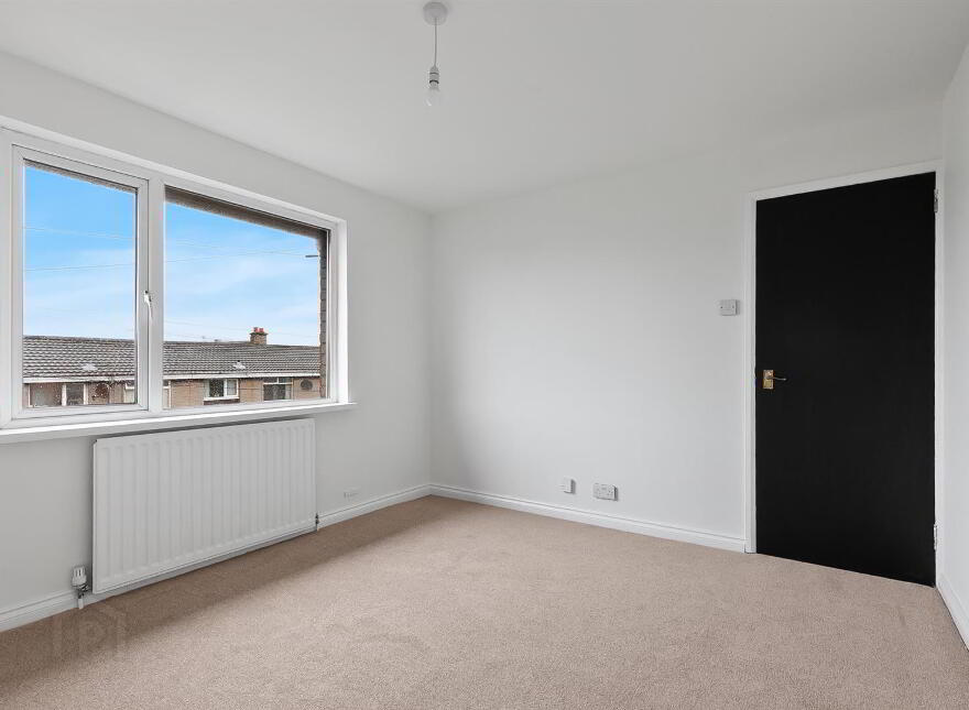 6 Piers Park, Carrickfergus, BT38 8DE