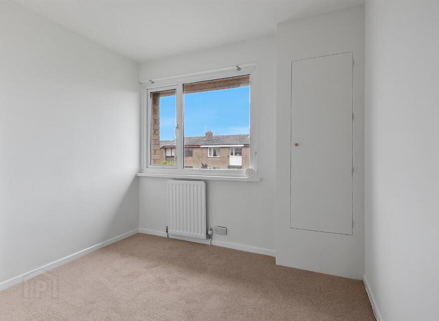 6 Piers Park, Carrickfergus, BT38 8DE