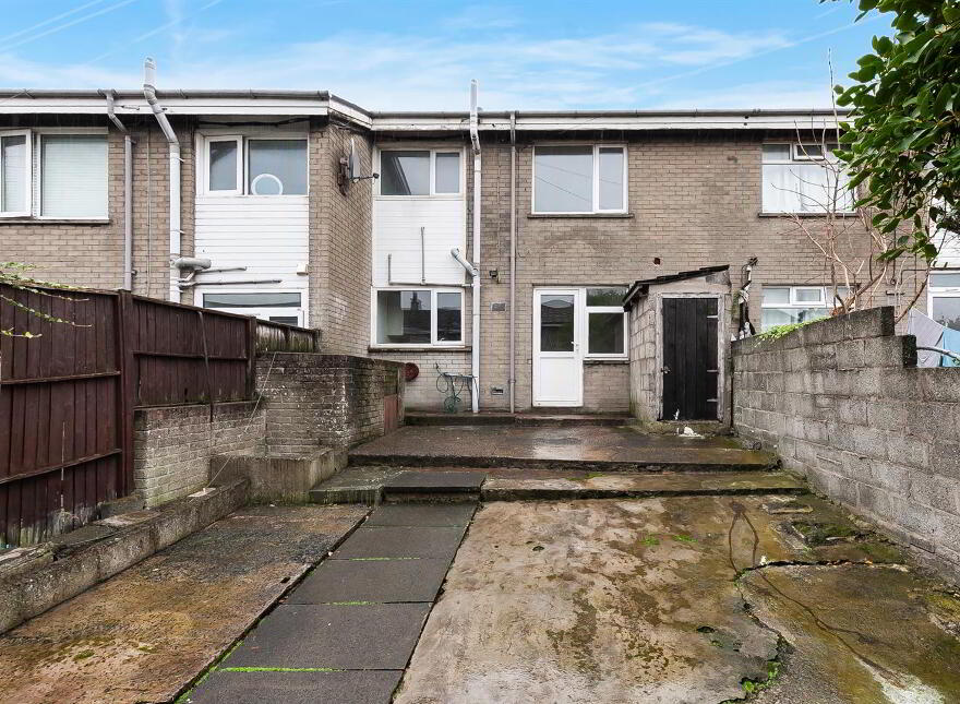 6 Piers Park, Carrickfergus, BT38 8DE