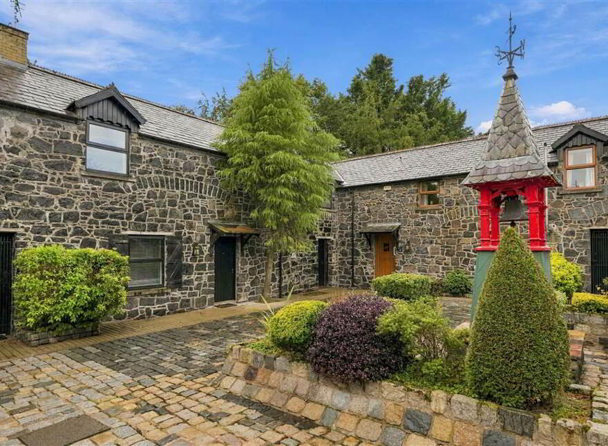 4 Ballygarvey Mews, Broughshane, Ballymena, BT43 7JT