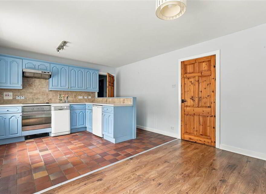 4 Ballygarvey Mews, Broughshane, Ballymena, BT43 7JT