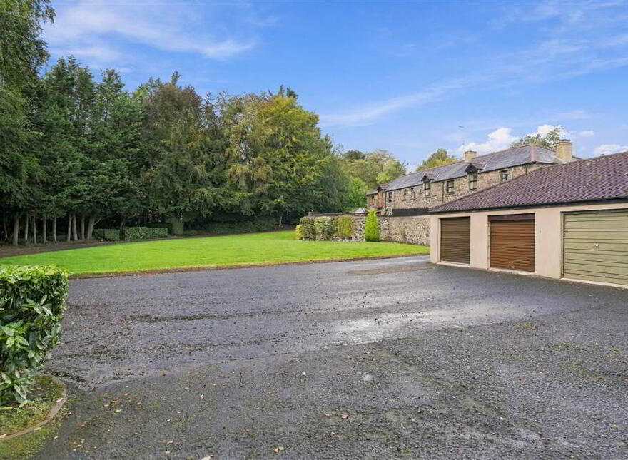 4 Ballygarvey Mews, Broughshane, Ballymena, BT43 7JT