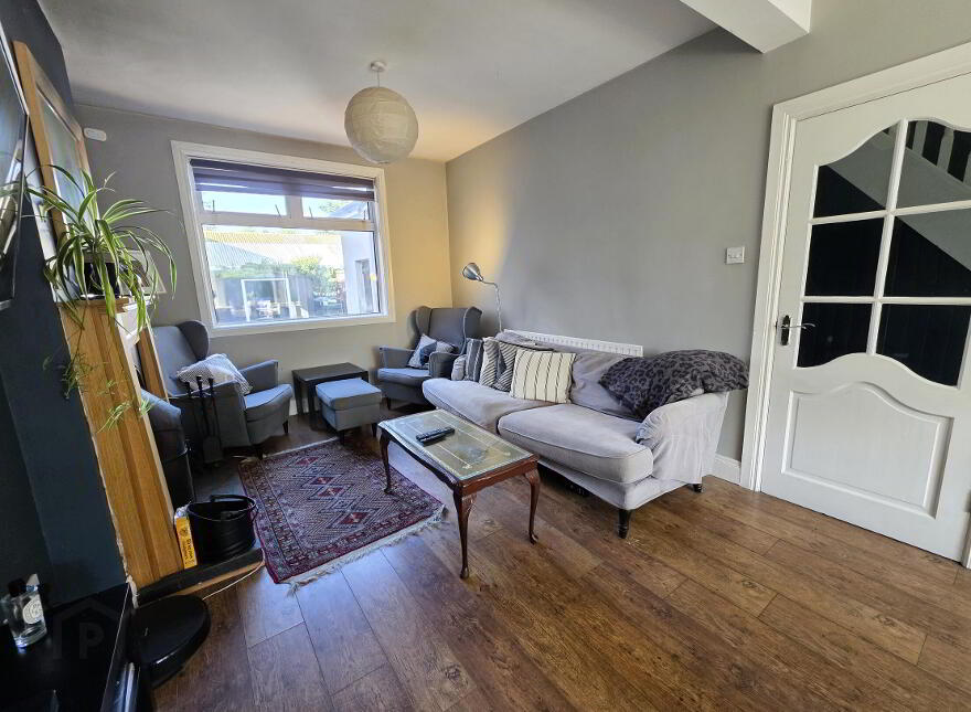 3 Sans Souci Gardens, Lisburn, BT28 3AF