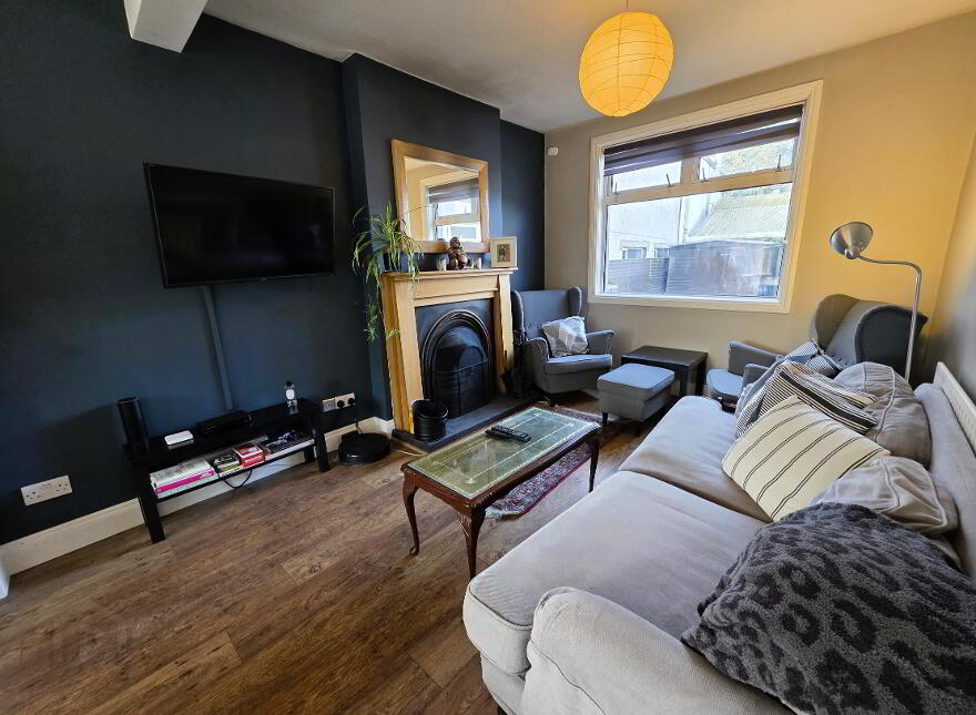 3 Sans Souci Gardens, Lisburn, BT28 3AF