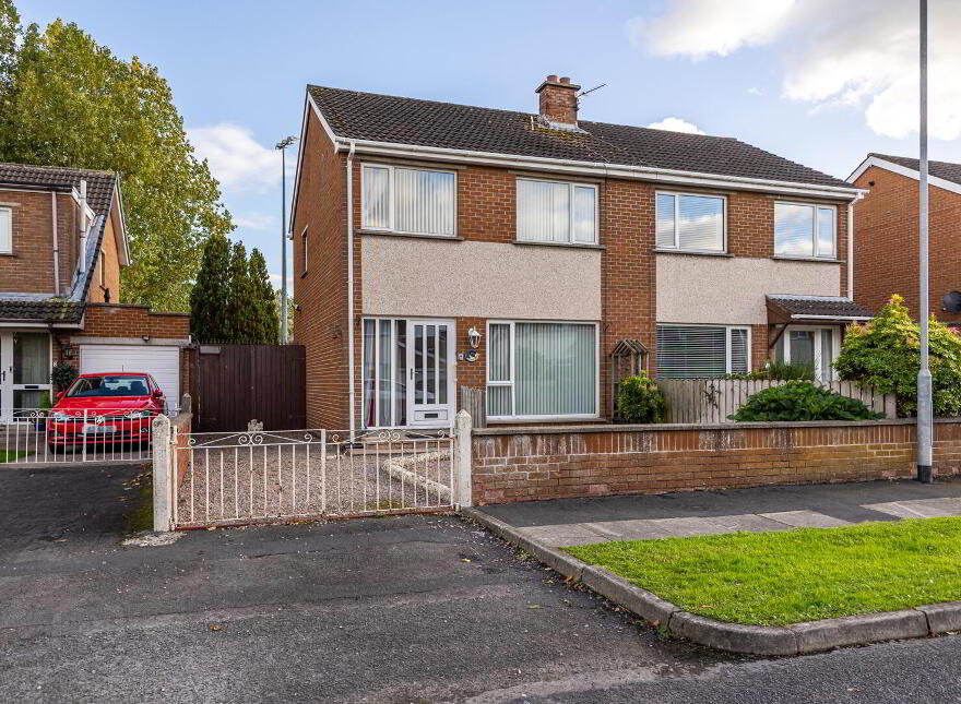 10 Enler Gardens, Comber, Newtownards, BT23 5DS