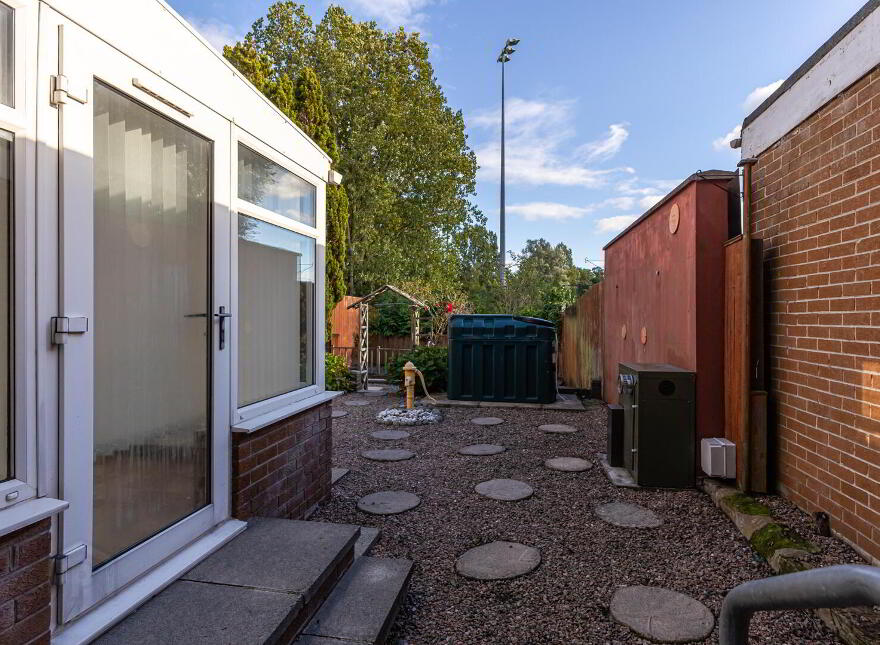 10 Enler Gardens, Comber, Newtownards, BT23 5DS