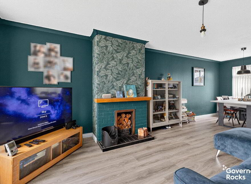 8 Ringhaddy Drive, Newtownards, BT23 8XB