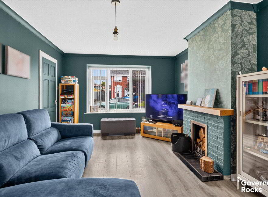 8 Ringhaddy Drive, Newtownards, BT23 8XB