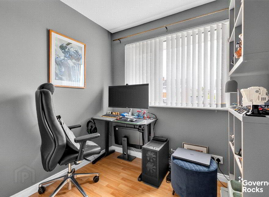 8 Ringhaddy Drive, Newtownards, BT23 8XB