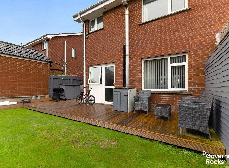 8 Ringhaddy Drive, Newtownards, BT23 8XB