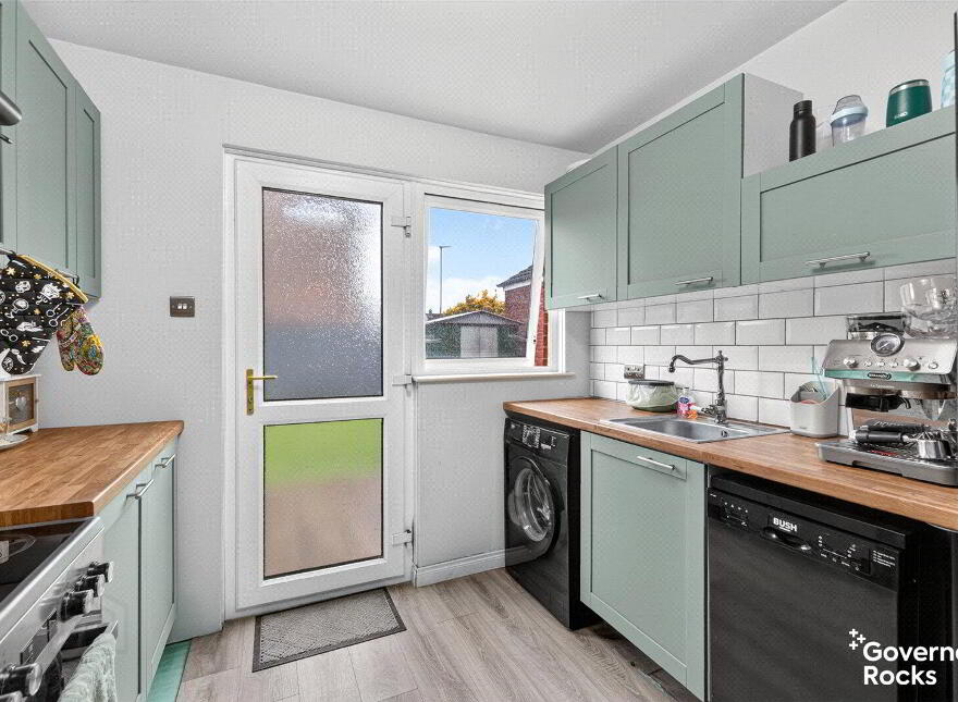 8 Ringhaddy Drive, Newtownards, BT23 8XB