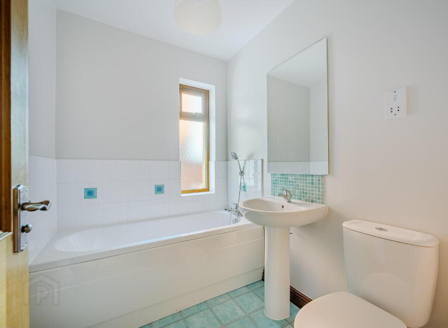 1B Carolhill Park, Belfast, BT4 2FF