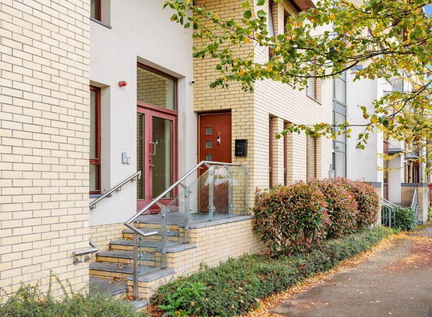 1 Castlegate House, Adamstown Avenue, Lucan, K78W6V4