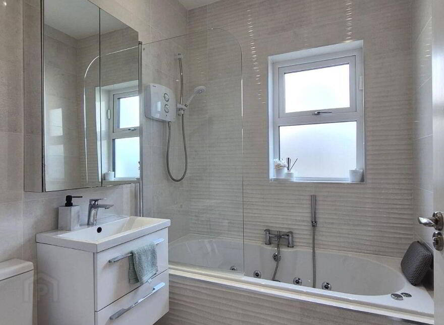 4 Heathfield, Kinnegad, N91K076