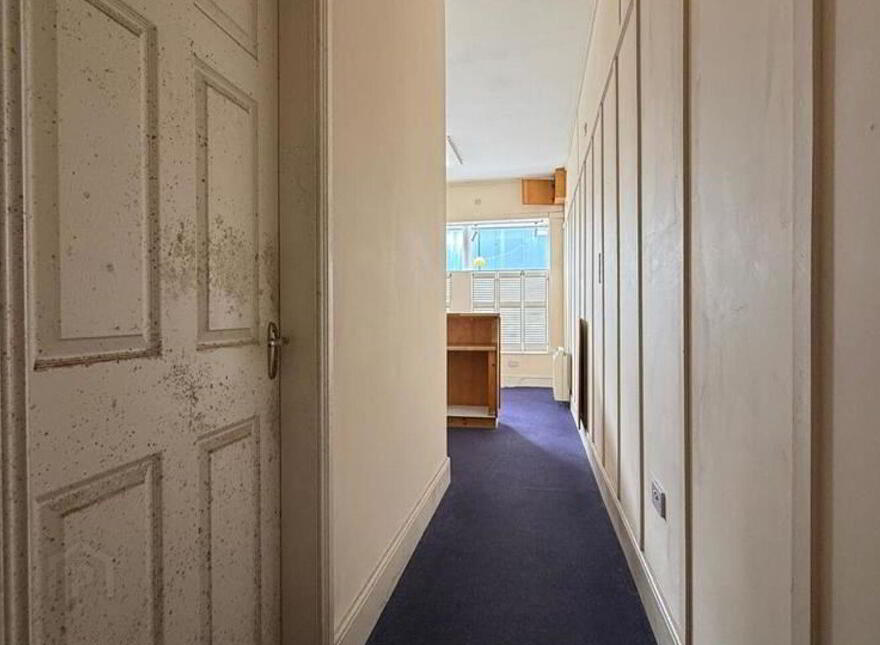 "Benchmark", Cathedral St, Ballaghaderreen, F45AC62