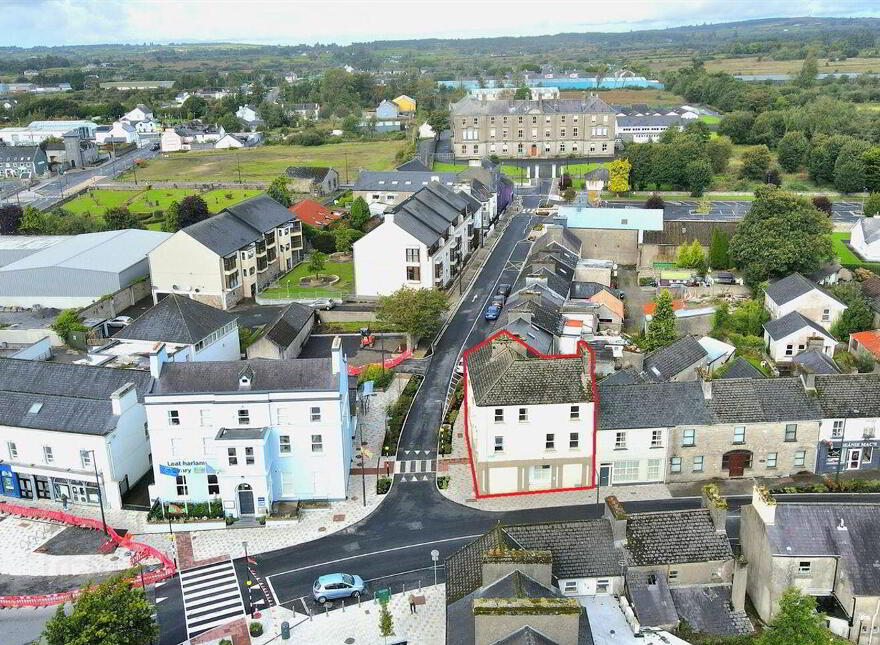 "Benchmark", Cathedral St, Ballaghaderreen, F45AC62
