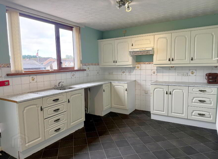 40 Kilgreel Road, Antrim, BT41 1EG