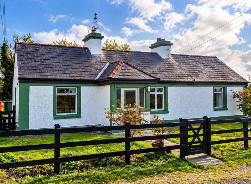 Cartron More, Loughglynn, Ballaghaderreen, F45RW93