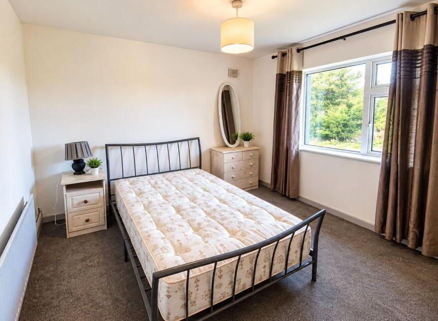 Corlis, Tully, Castlerea, F45D251