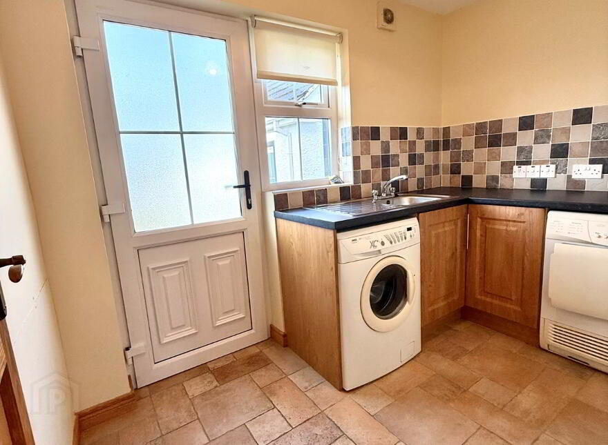 2 Meadowvale, Gurteen Road, Garrison, BT93 4ET