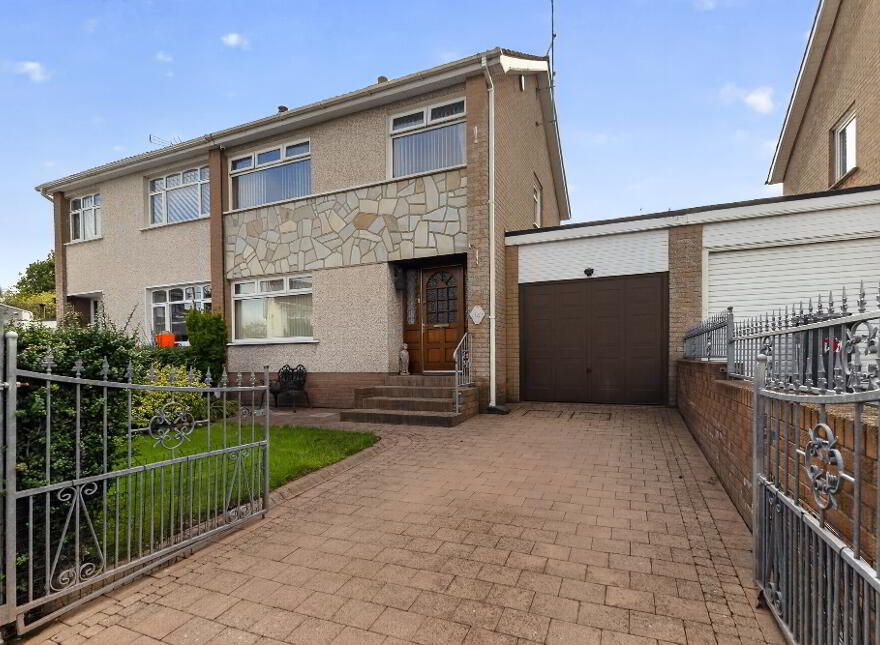 12 Knockview Drive, Tandragee, BT62 2BH
