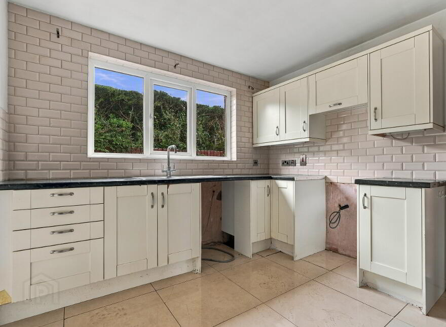 51 Windermere Road, Belfast, BT8 6QY