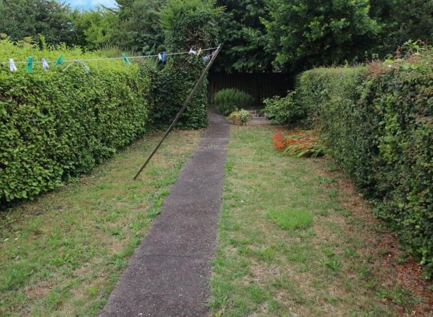 1 Saint Mary's Villas, Pouladuff Road, The Lough, T12W1W1