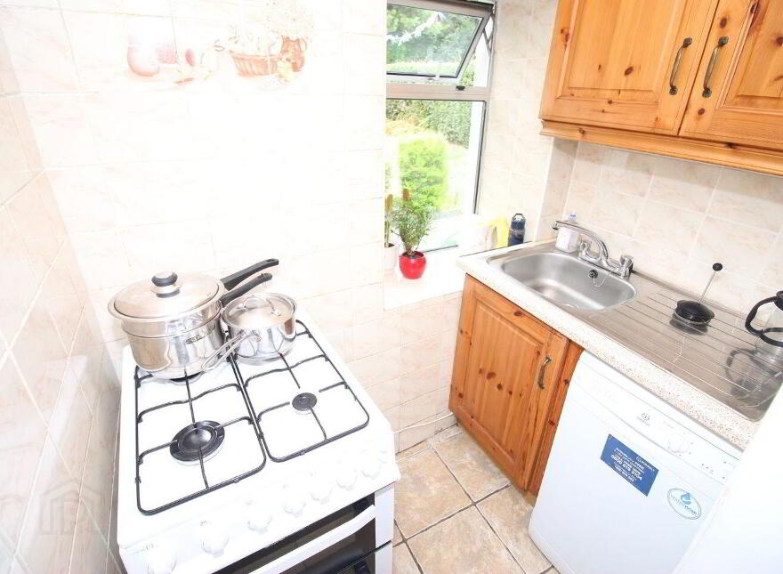 1 Saint Mary's Villas, Pouladuff Road, The Lough, T12W1W1