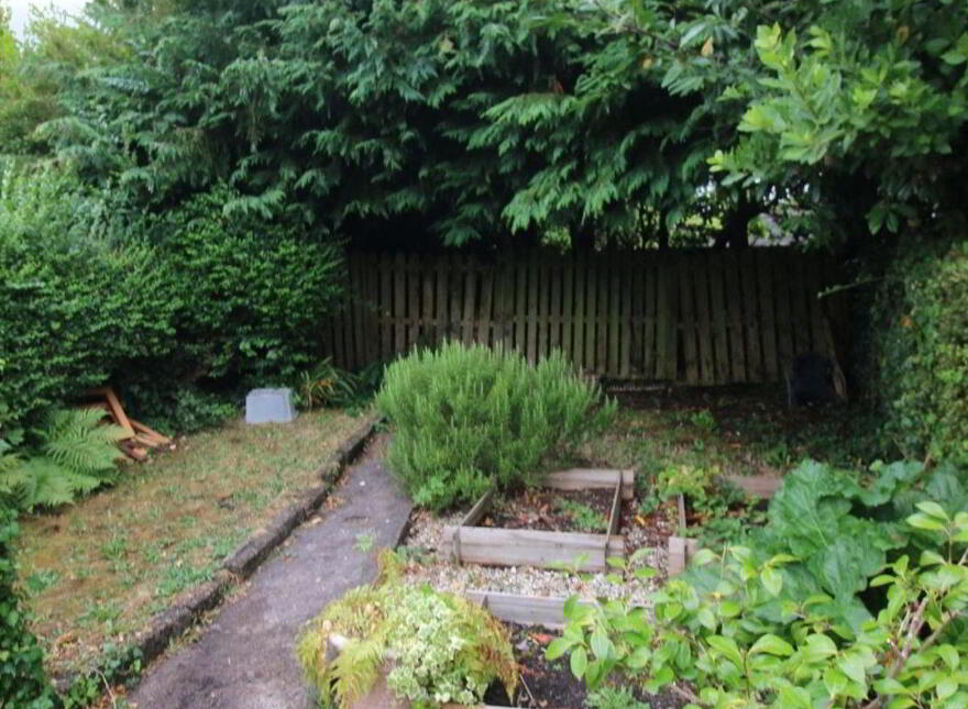 1 Saint Mary's Villas, Pouladuff Road, The Lough, T12W1W1