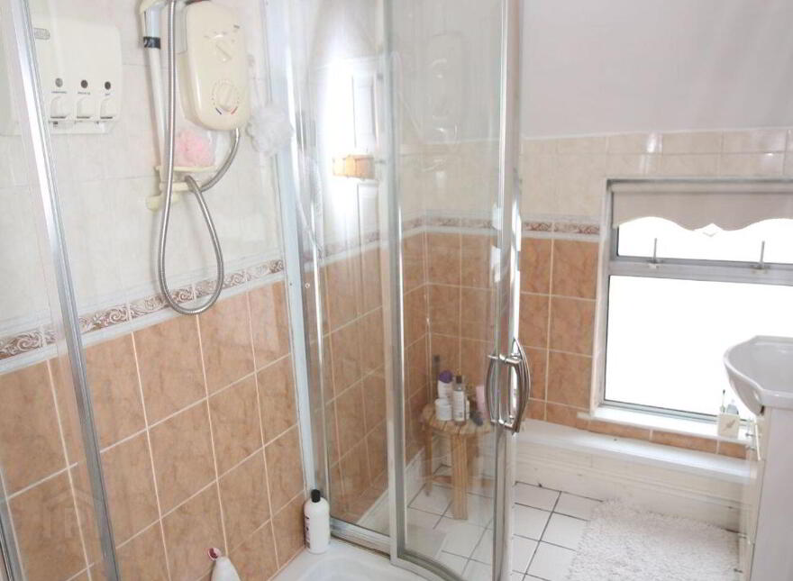 1 Saint Mary's Villas, Pouladuff Road, The Lough, T12W1W1