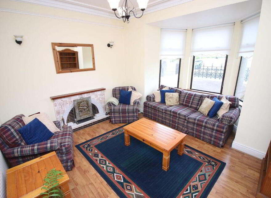 1 Saint Mary's Villas, Pouladuff Road, The Lough, T12W1W1
