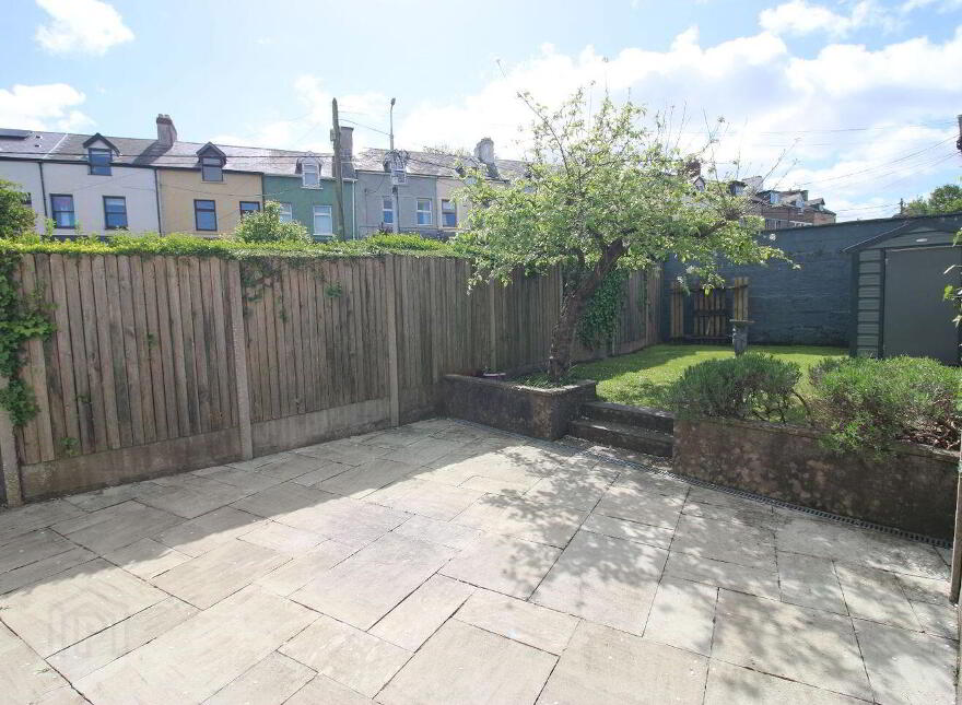Lynrowan, Old Blackrock Road, Blackrock, T12AX5T