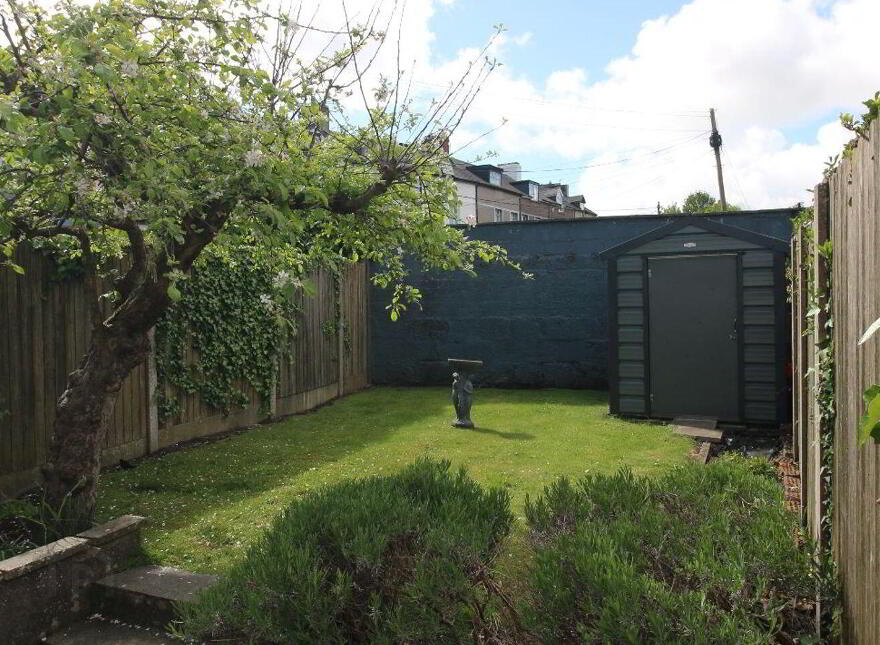 Lynrowan, Old Blackrock Road, Blackrock, T12AX5T