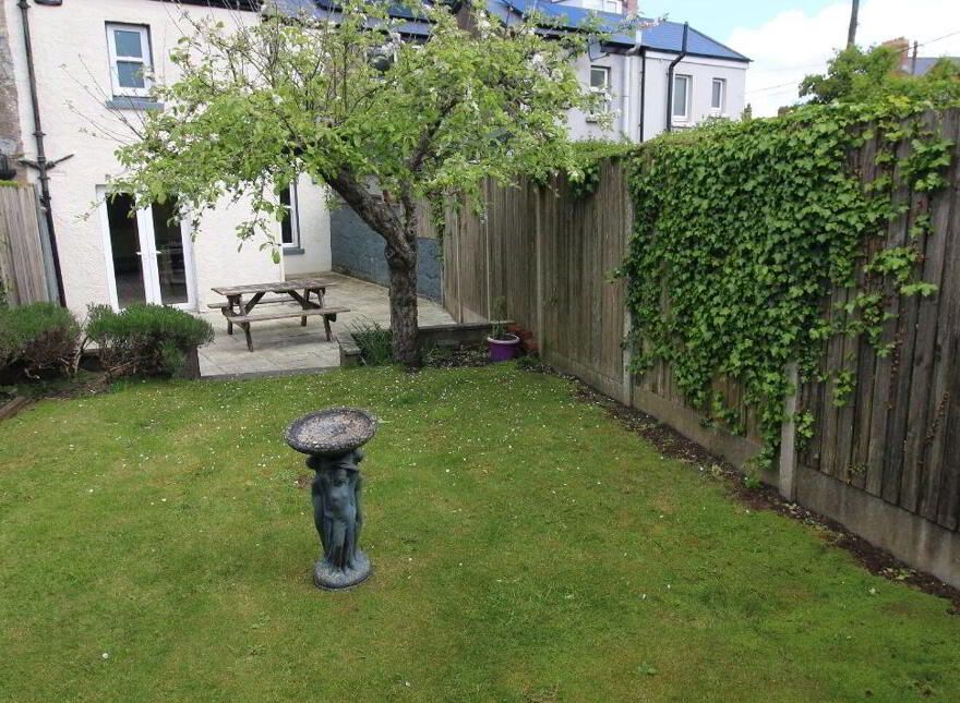 Lynrowan, Old Blackrock Road, Blackrock, T12AX5T