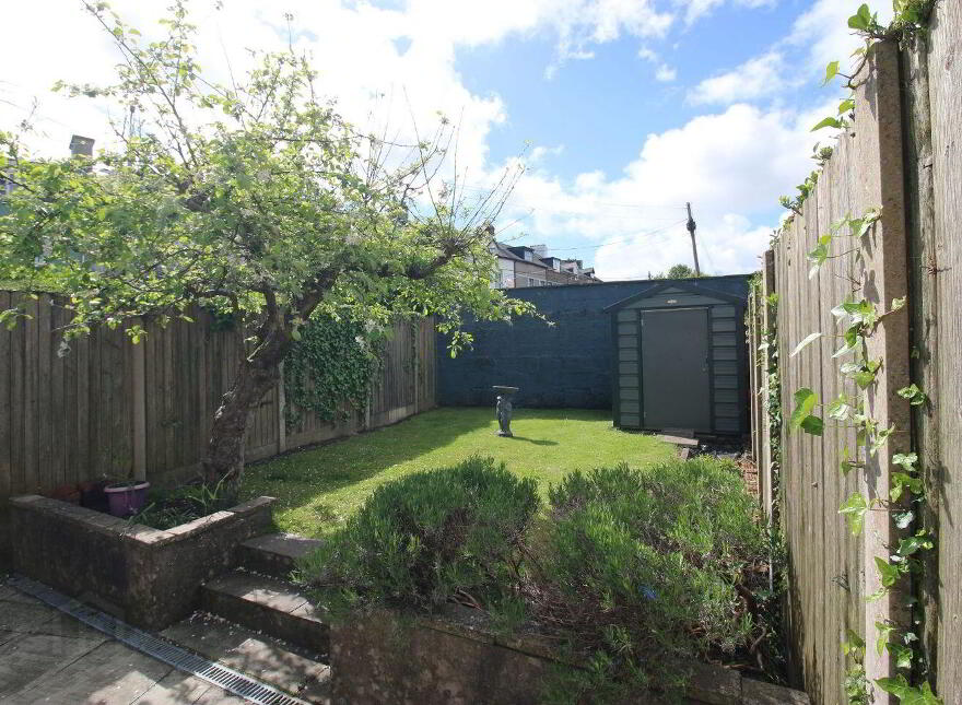 Lynrowan, Old Blackrock Road, Blackrock, T12AX5T