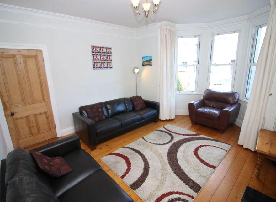Lynrowan, Old Blackrock Road, Blackrock, T12AX5T