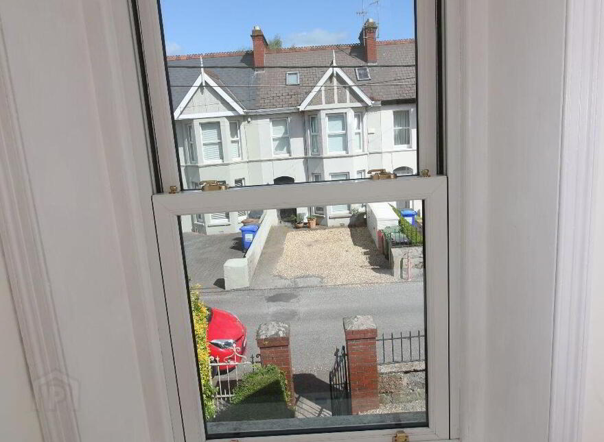 Lynrowan, Old Blackrock Road, Blackrock, T12AX5T