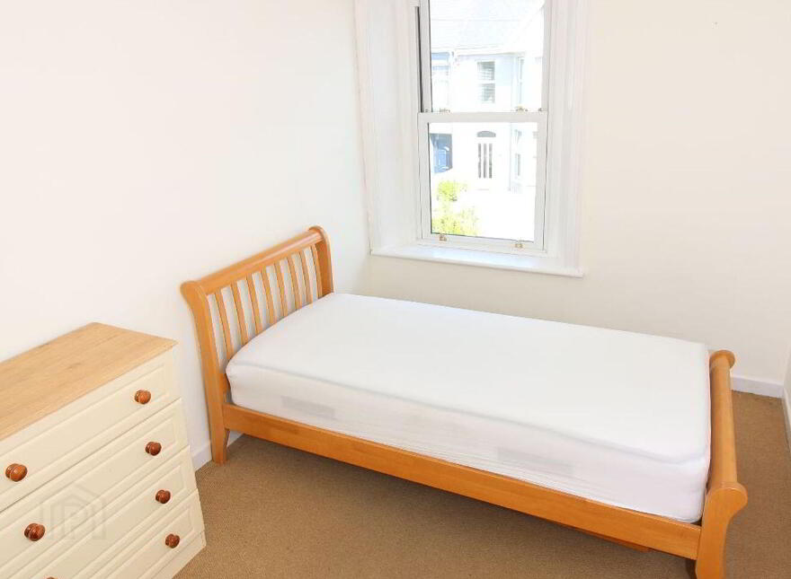 Lynrowan, Old Blackrock Road, Blackrock, T12AX5T