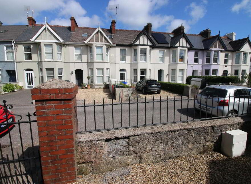 Lynrowan, Old Blackrock Road, Blackrock, T12AX5T
